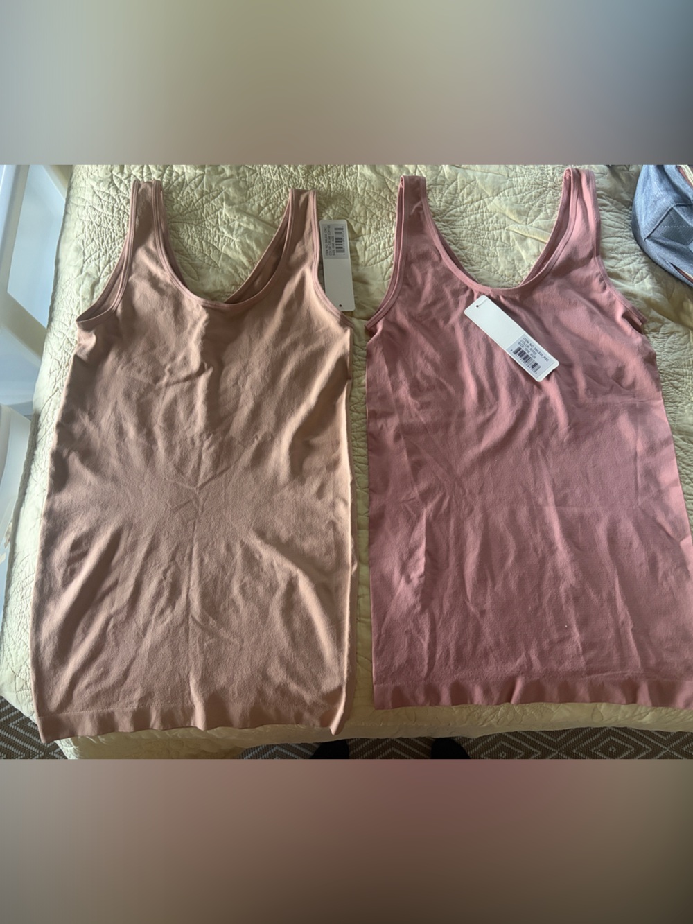 Yelete tank top BUNDLE✨